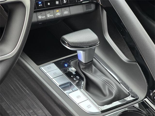 new 2025 Hyundai ELANTRA HEV car, priced at $26,588
