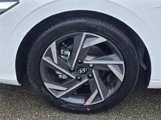 new 2025 Hyundai Elantra car, priced at $26,891