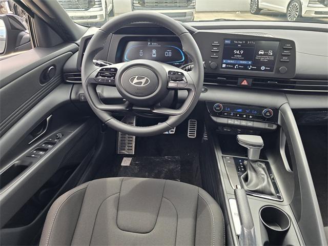 new 2025 Hyundai Elantra car, priced at $24,347