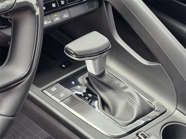 new 2025 Hyundai Elantra car, priced at $24,347