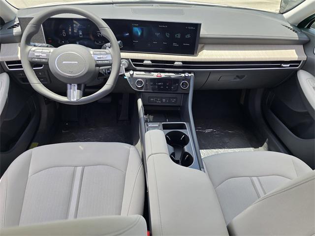 new 2025 Hyundai Sonata Hybrid car, priced at $32,270