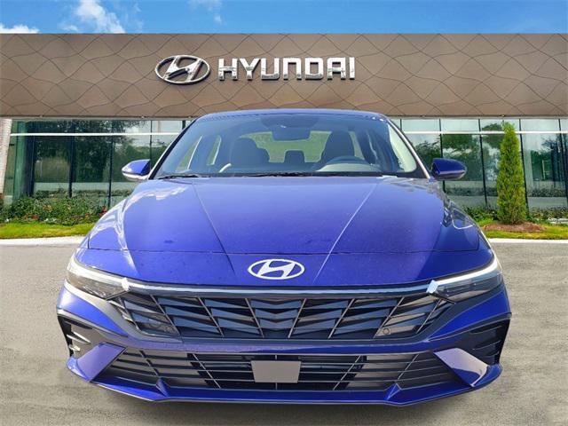 new 2025 Hyundai Elantra car, priced at $26,434