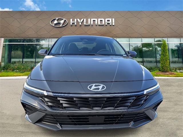 new 2025 Hyundai Elantra car, priced at $26,456