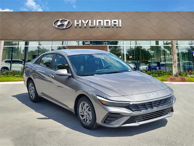 new 2025 Hyundai Elantra car, priced at $24,660