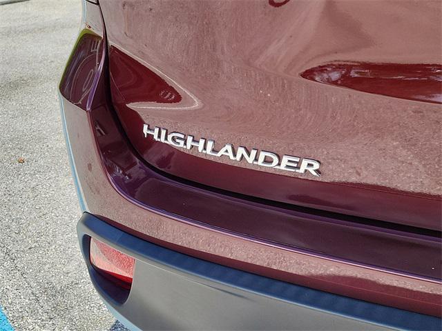 used 2019 Toyota Highlander car, priced at $25,943