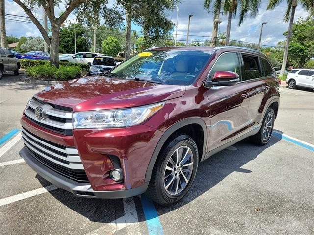 used 2019 Toyota Highlander car, priced at $25,943