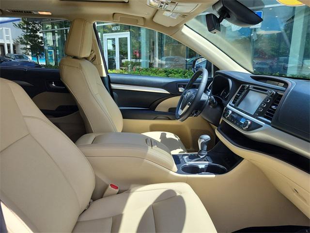 used 2019 Toyota Highlander car, priced at $25,943