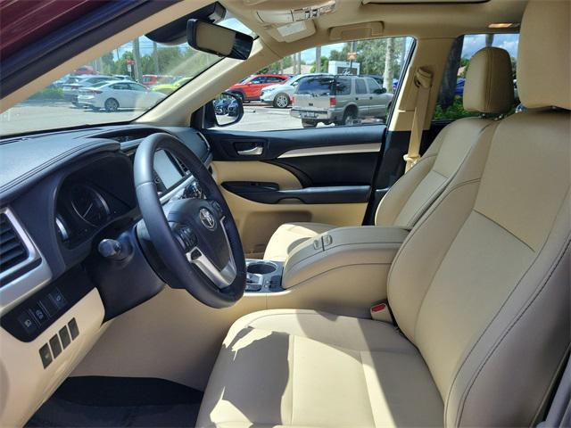 used 2019 Toyota Highlander car, priced at $25,943
