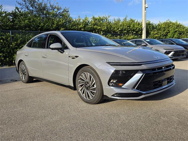 new 2025 Hyundai Sonata Hybrid car, priced at $38,537