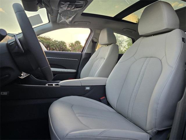 new 2025 Hyundai Sonata Hybrid car, priced at $38,537