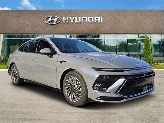new 2025 Hyundai Sonata Hybrid car, priced at $38,537