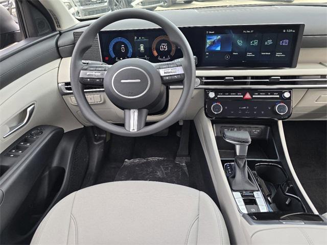 new 2025 Hyundai Tucson car, priced at $31,914