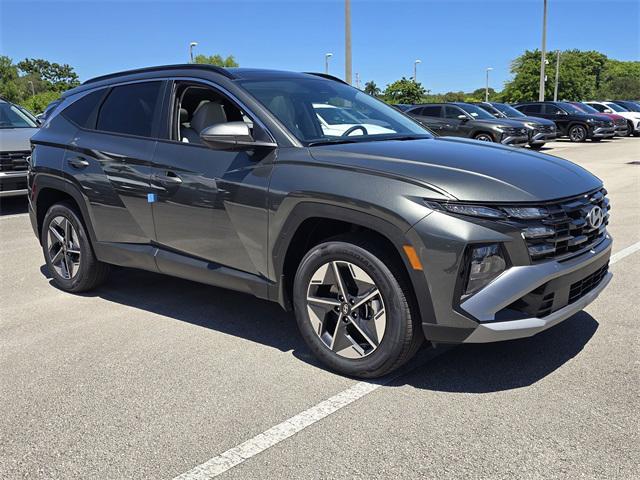 new 2025 Hyundai TUCSON Hybrid car, priced at $378