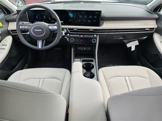 new 2025 Hyundai Sonata Hybrid car, priced at $32,440