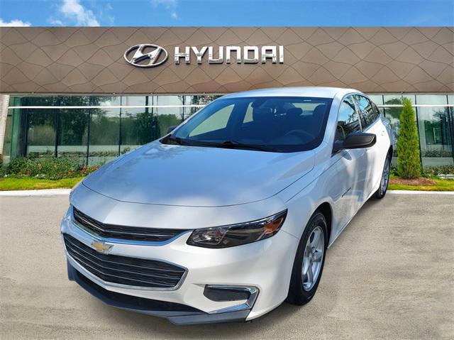 used 2018 Chevrolet Malibu car, priced at $15,495