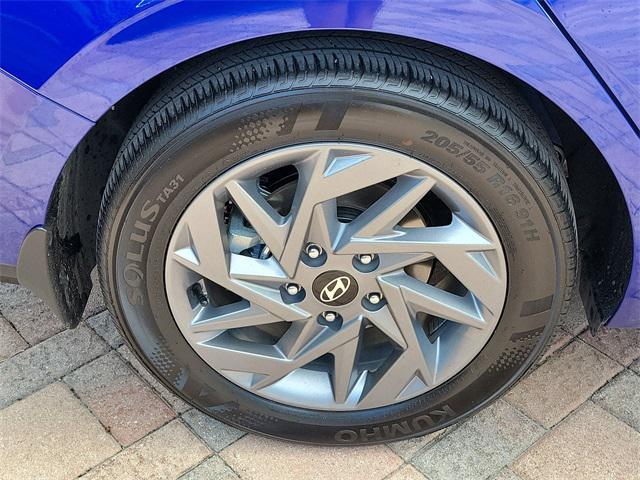 used 2025 Hyundai ELANTRA HEV car, priced at $20,961