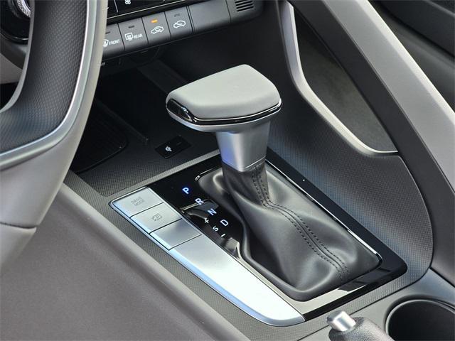 new 2025 Hyundai Elantra car, priced at $24,273