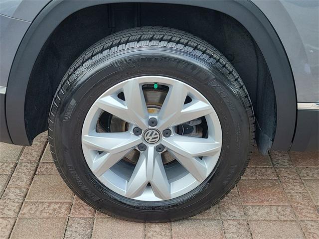 used 2018 Volkswagen Atlas car, priced at $18,374