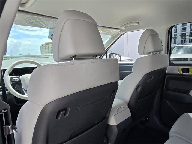 new 2025 Hyundai Santa Fe car, priced at $35,648