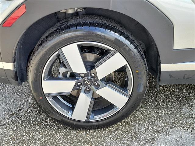 used 2024 Hyundai Santa Fe car, priced at $32,961