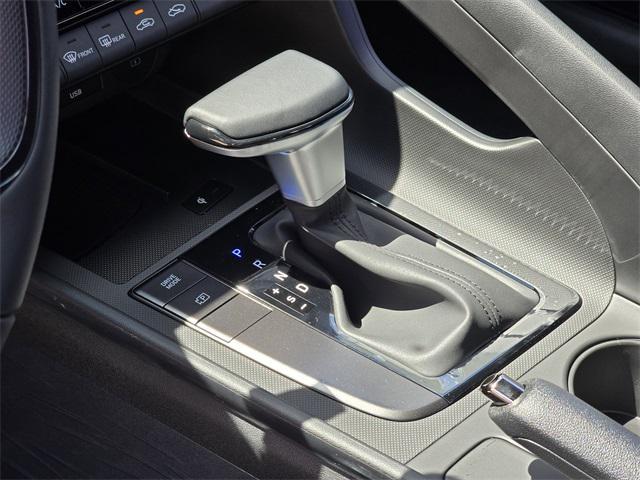 new 2025 Hyundai Elantra car, priced at $28,990