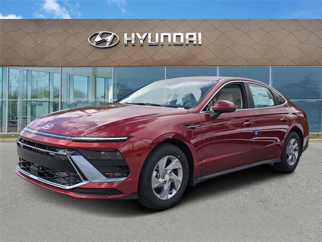 new 2025 Hyundai Sonata car, priced at $27,704