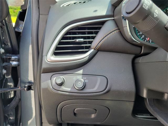 used 2022 Chevrolet Trax car, priced at $19,346