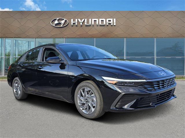 new 2025 Hyundai ELANTRA HEV car, priced at $26,159