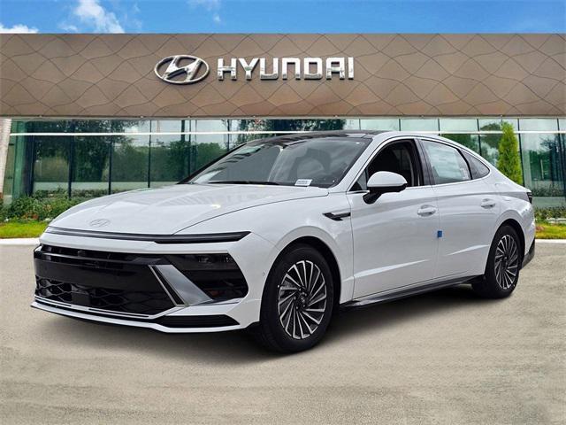 new 2025 Hyundai Sonata Hybrid car, priced at $32,931