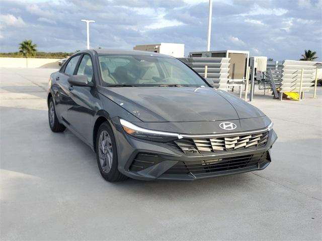 new 2024 Hyundai Elantra car, priced at $25,295