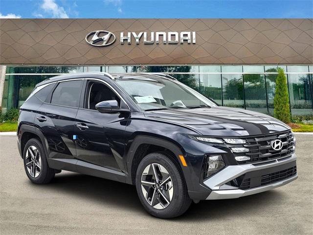 new 2025 Hyundai TUCSON Hybrid car, priced at $38,093
