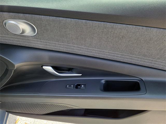 used 2022 Hyundai Elantra car, priced at $20,016