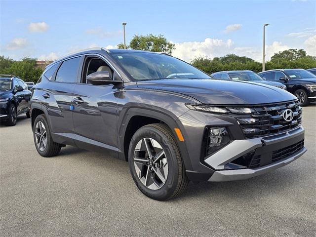 new 2025 Hyundai Tucson Hybrid car, priced at $38,100