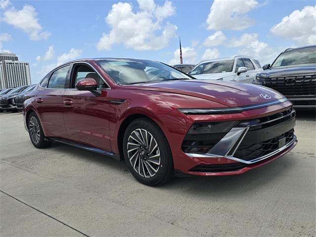 new 2025 Hyundai Sonata Hybrid car, priced at $39,073