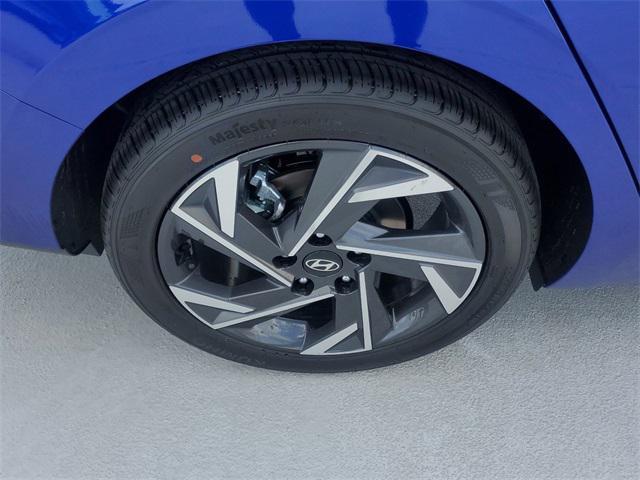 new 2024 Hyundai Elantra car, priced at $26,213
