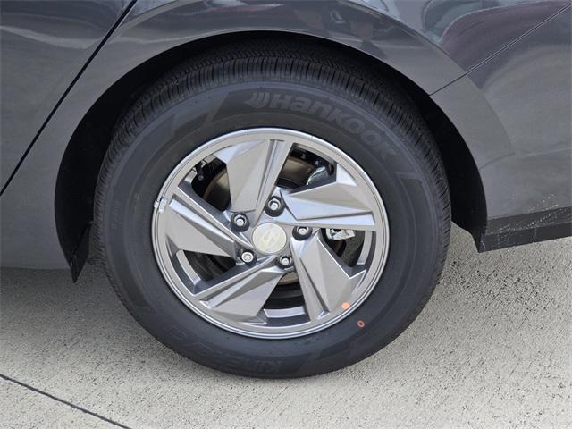 new 2025 Hyundai Elantra car, priced at $23,409
