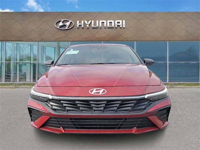 new 2025 Hyundai Elantra car, priced at $24,377