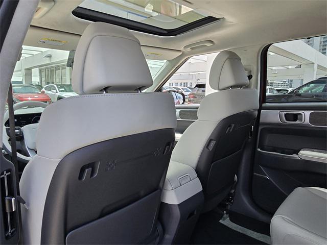 new 2025 Hyundai SANTA FE HEV car, priced at $48,933