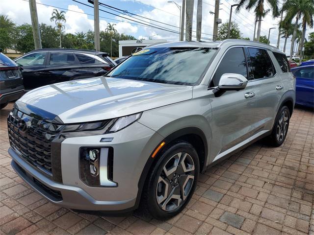 used 2024 Hyundai Palisade car, priced at $40,205