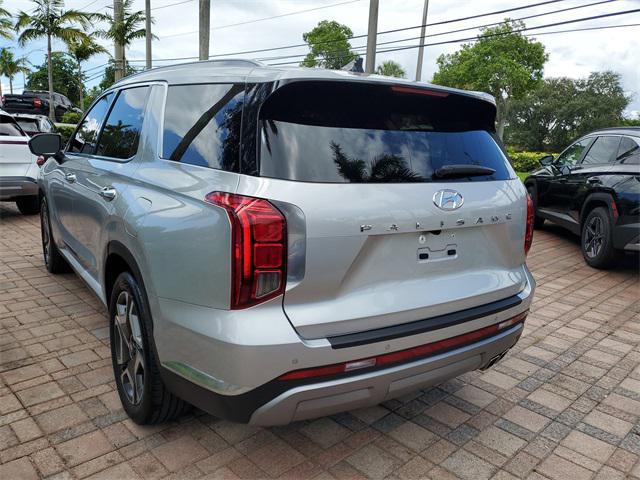 used 2024 Hyundai Palisade car, priced at $40,205
