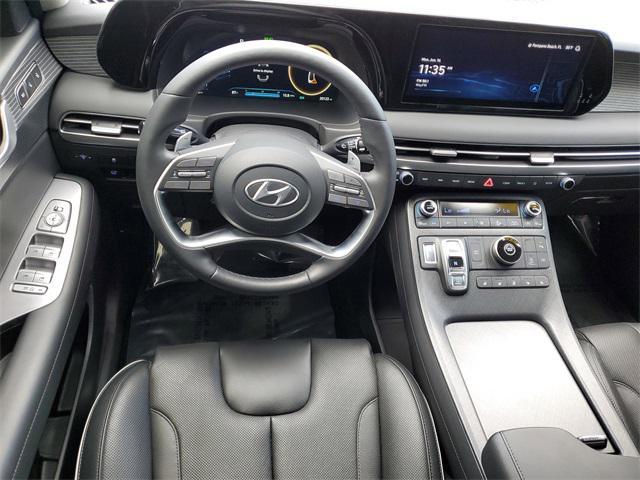 used 2024 Hyundai Palisade car, priced at $40,205