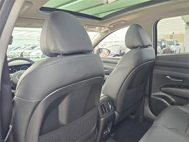 new 2025 Hyundai TUCSON Hybrid car, priced at $43,349