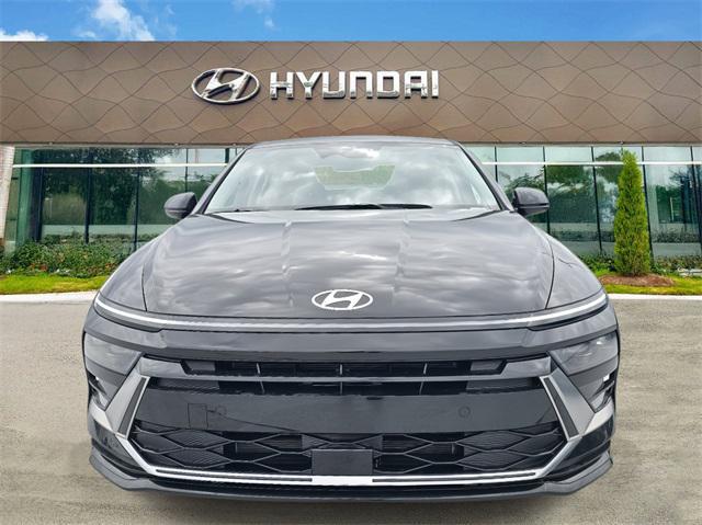 new 2025 Hyundai Sonata Hybrid car, priced at $31,960