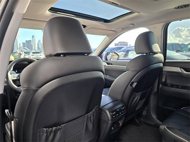 new 2025 Hyundai Palisade car, priced at $45,078