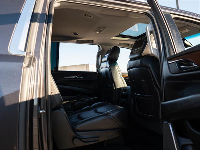 used 2018 Cadillac Escalade ESV car, priced at $28,995