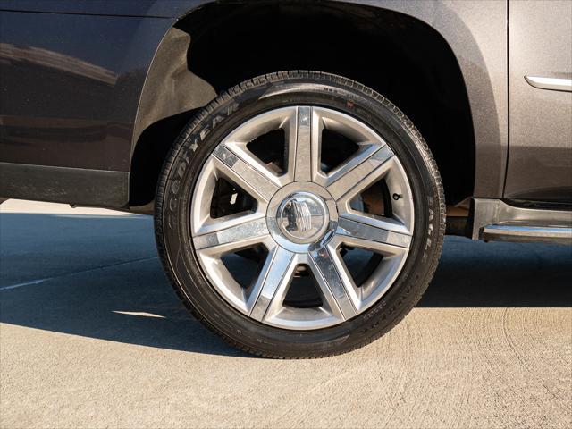 used 2018 Cadillac Escalade ESV car, priced at $28,995