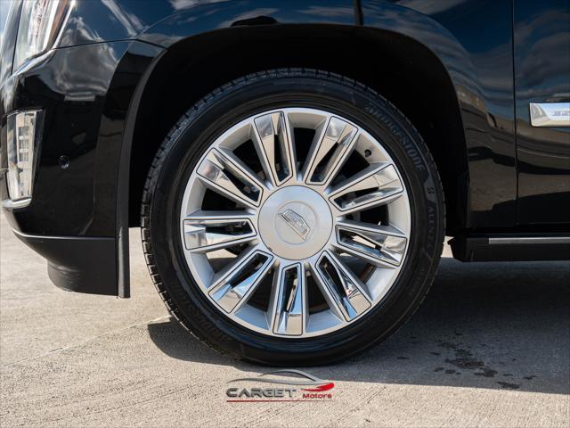 used 2018 Cadillac Escalade ESV car, priced at $28,999