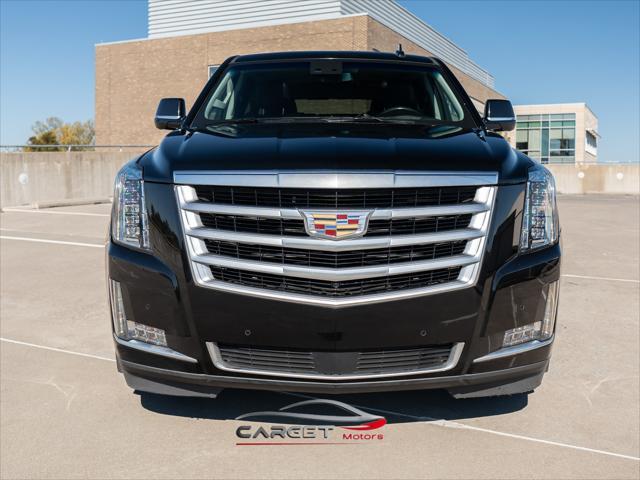 used 2018 Cadillac Escalade ESV car, priced at $33,163