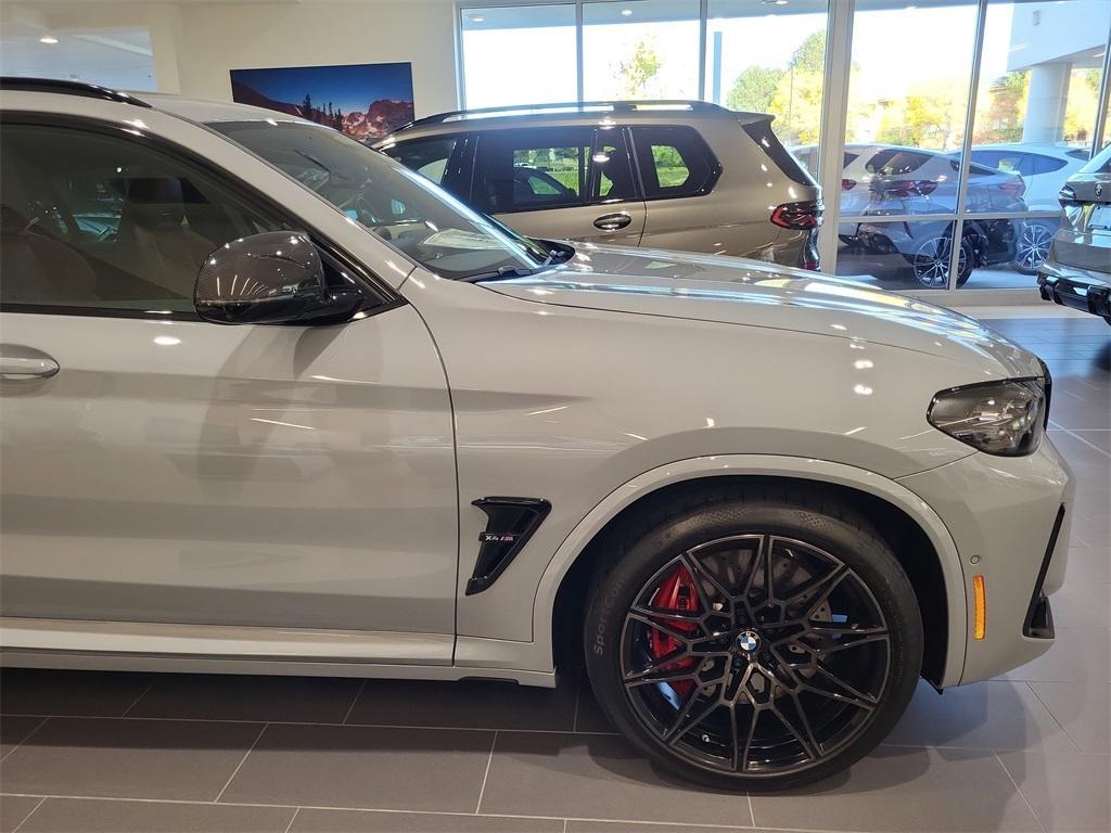 new 2025 BMW X4 M car, priced at $96,120