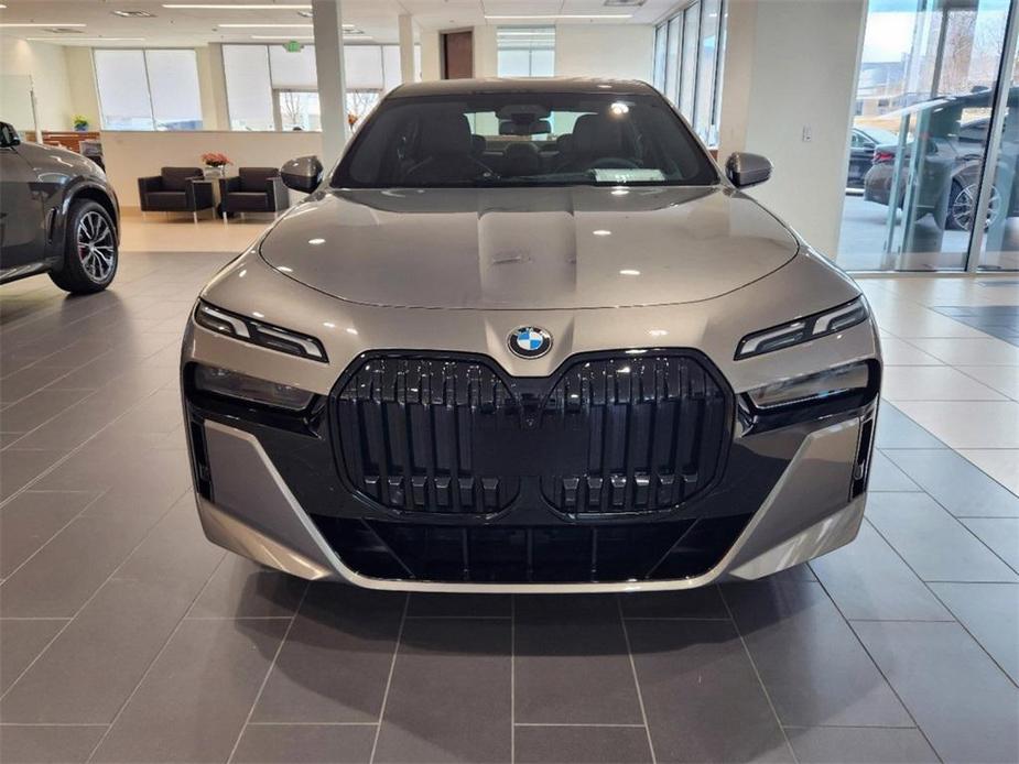 new 2023 BMW 760 car, priced at $107,995